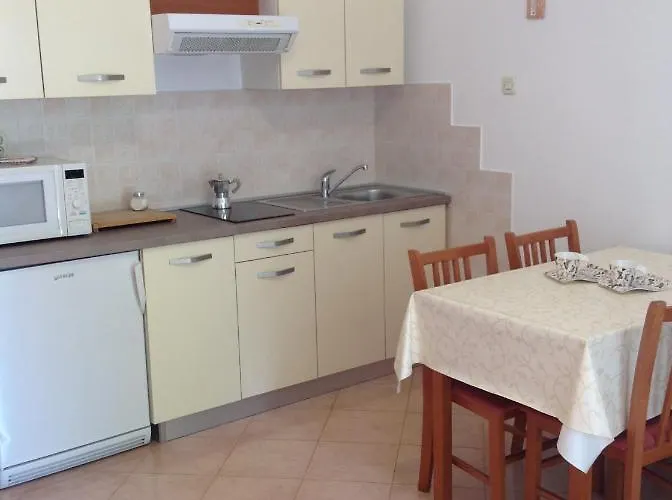 Alma Apartmán