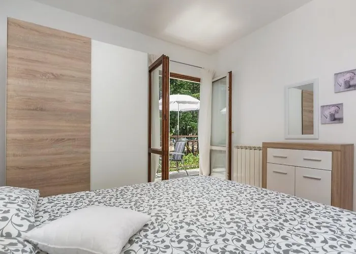 Alma Apartmán *